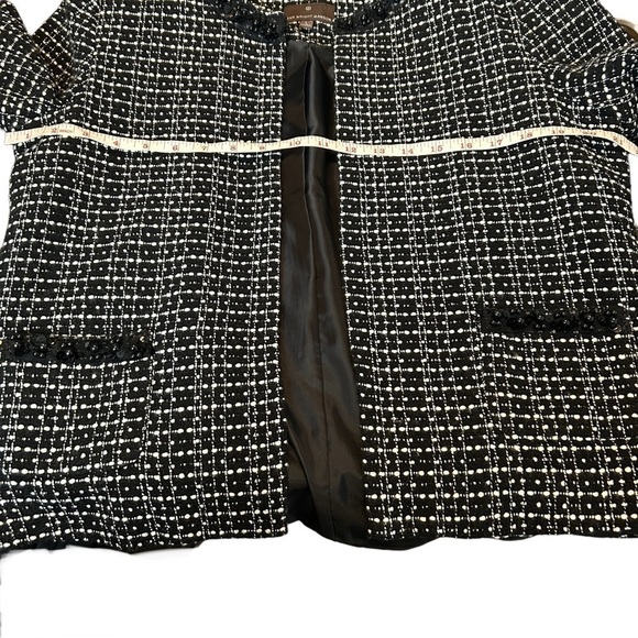 Fenn Wright Manson Black/White Tweed Open Front Blazer w/Beaded & Sequin Accent - Picture 9 of 12